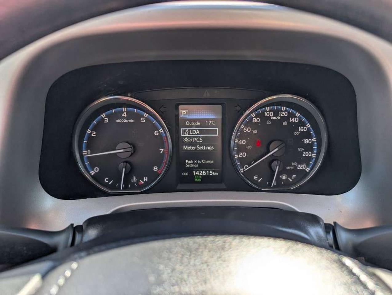 2018 Toyota RAV4 LE  CAMERA   HTD SEATS Photo