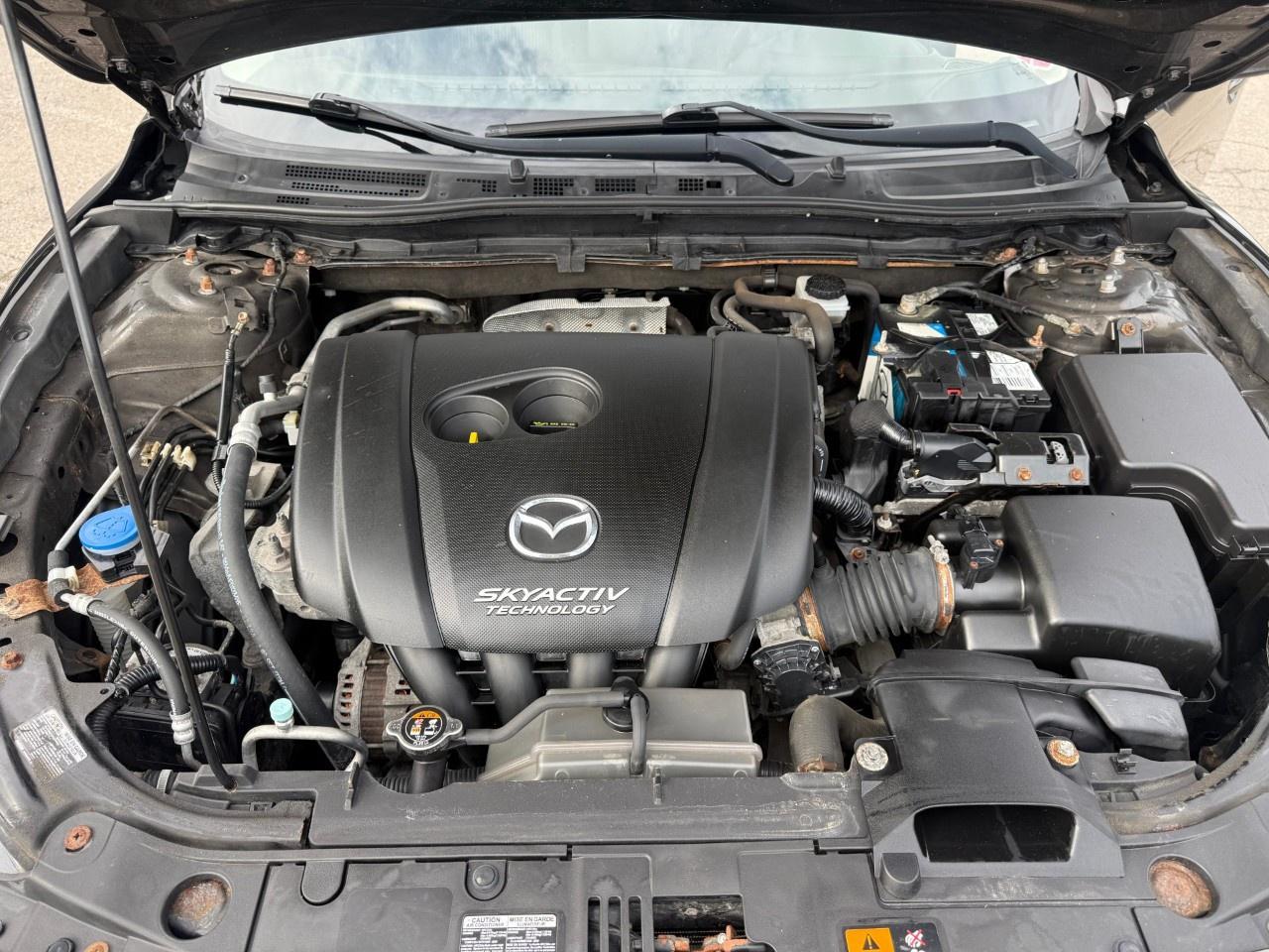 2014 Mazda MAZDA3 4dr Sdn Auto GS-SKY Photo