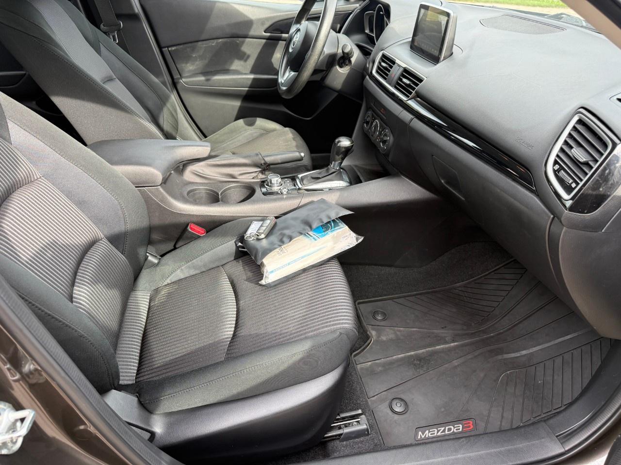 2014 Mazda MAZDA3 4dr Sdn Auto GS-SKY Photo
