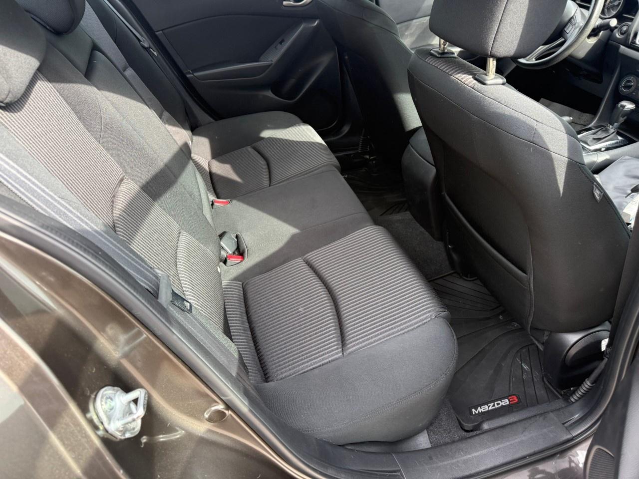 2014 Mazda MAZDA3 4dr Sdn Auto GS-SKY Photo