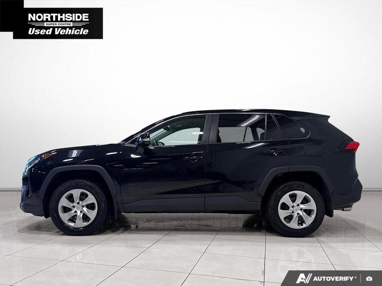 2023 Toyota RAV4 LE AWD Photo