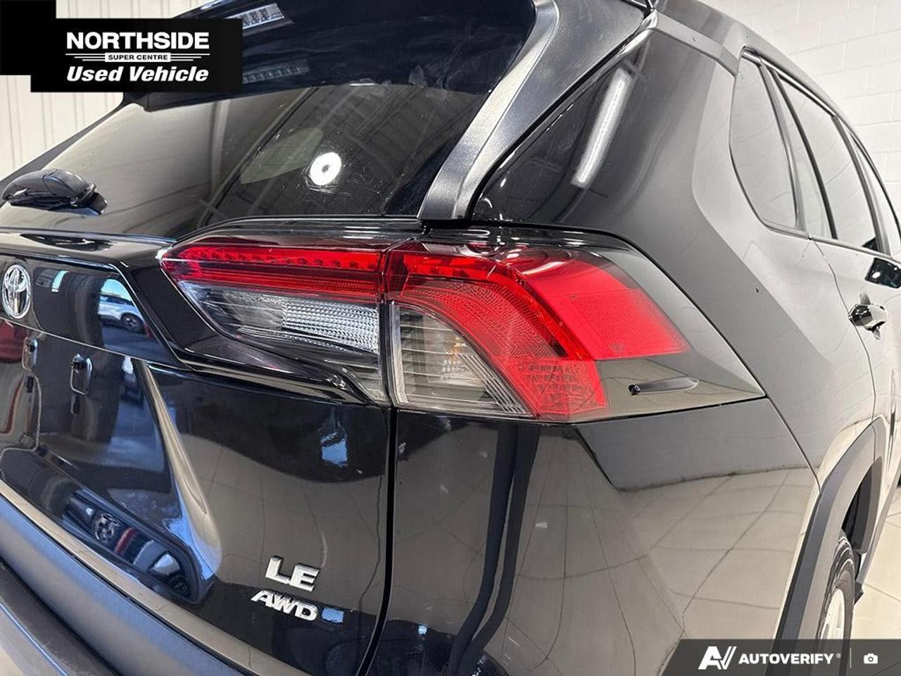2023 Toyota RAV4 LE AWD Photo