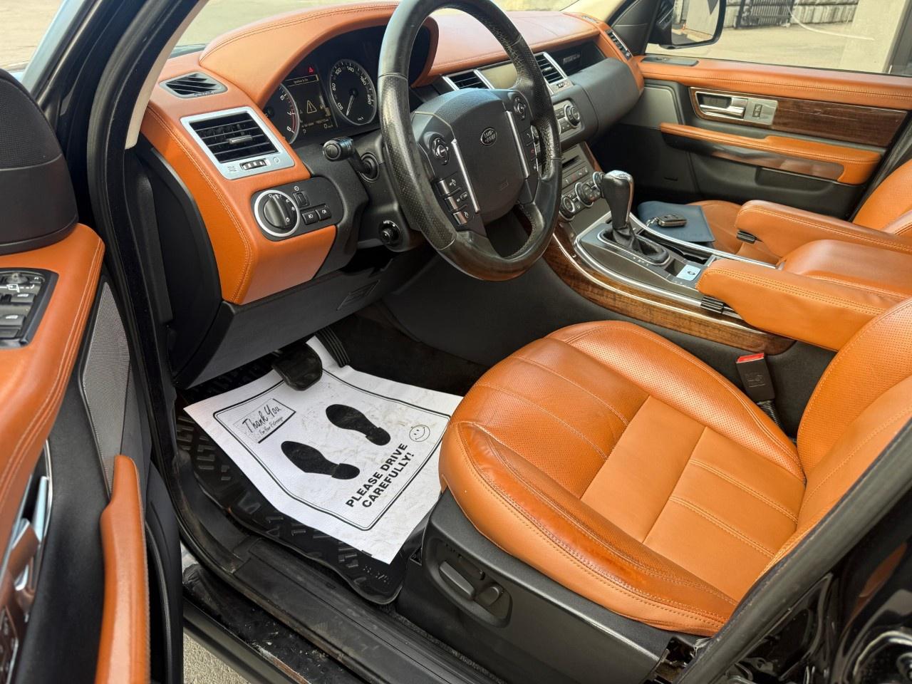 2011 Land Rover Range Rover Sport 4WD 4dr HSE LUX Photo