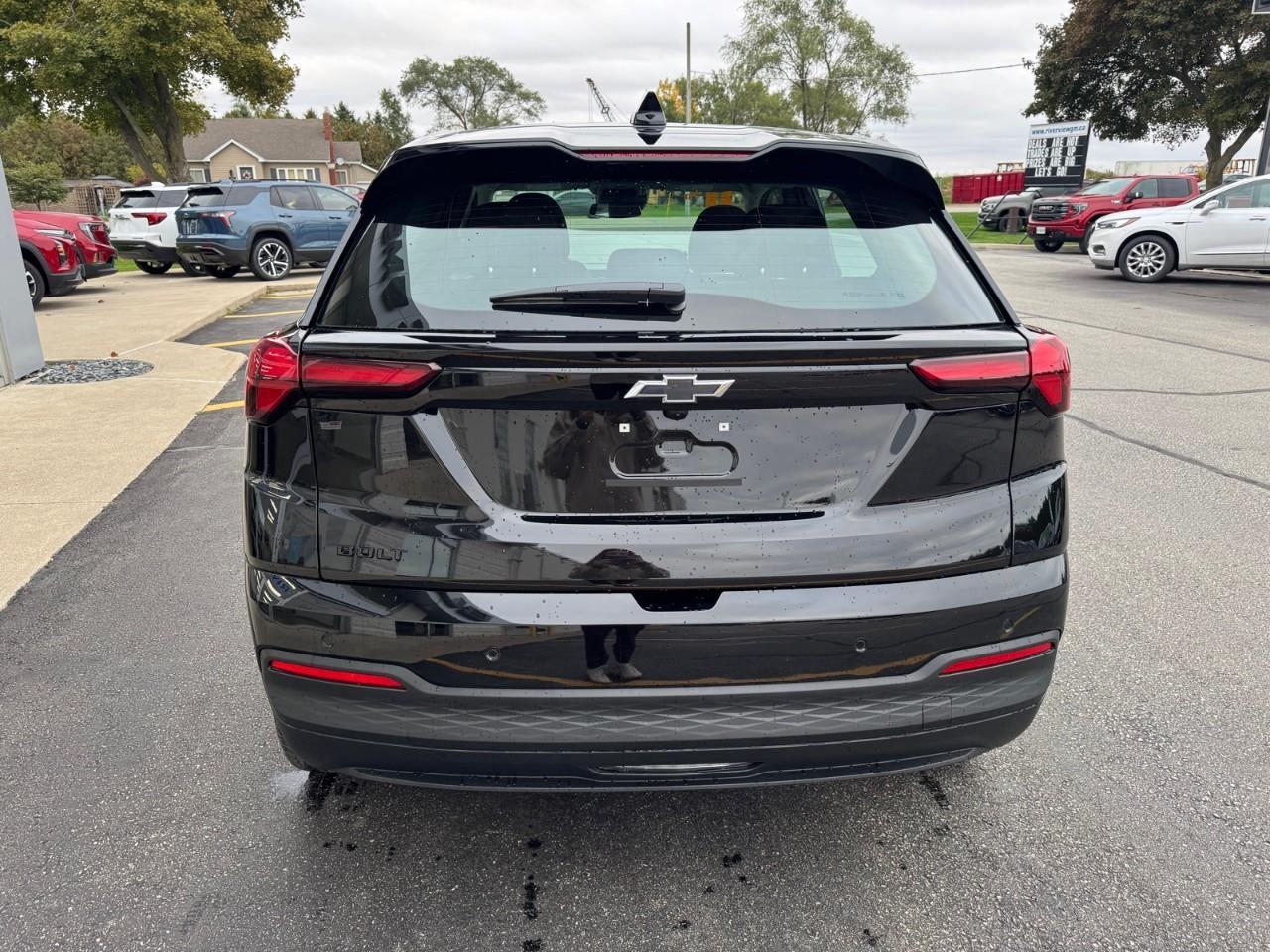 2027 Chevrolet Bolt LT 4dr Photo