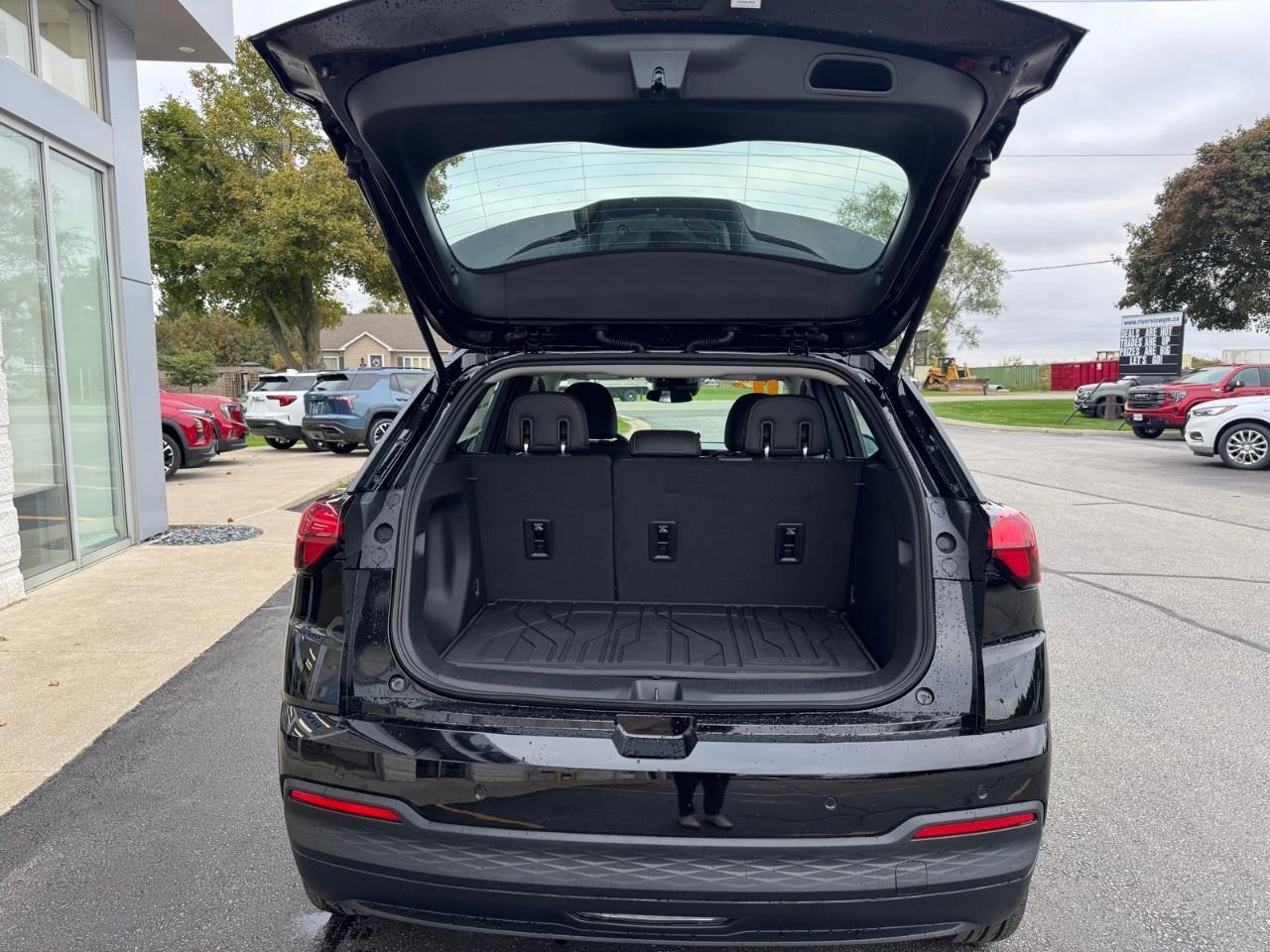 2027 Chevrolet Bolt LT 4dr Photo