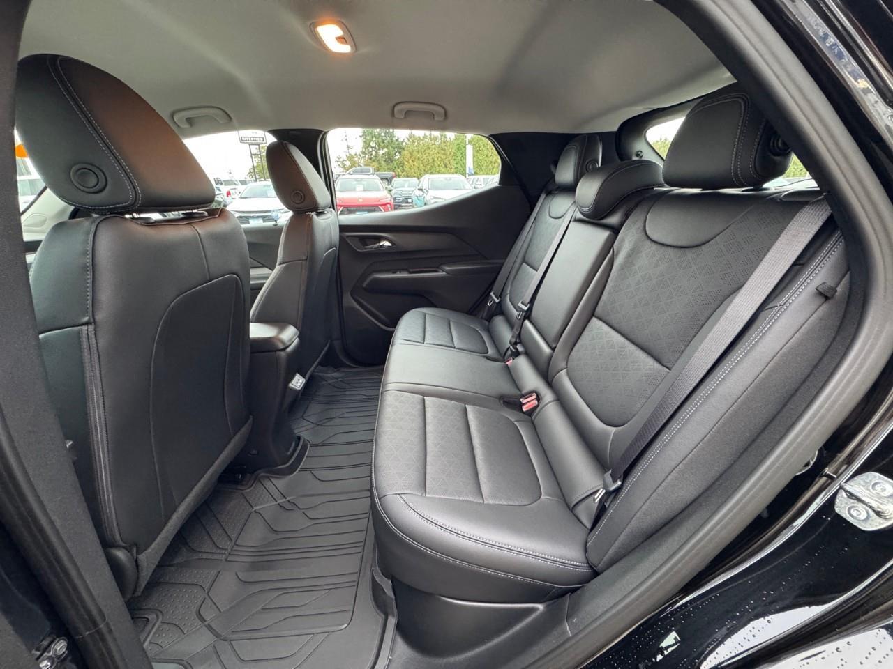 2027 Chevrolet Bolt LT 4dr Photo