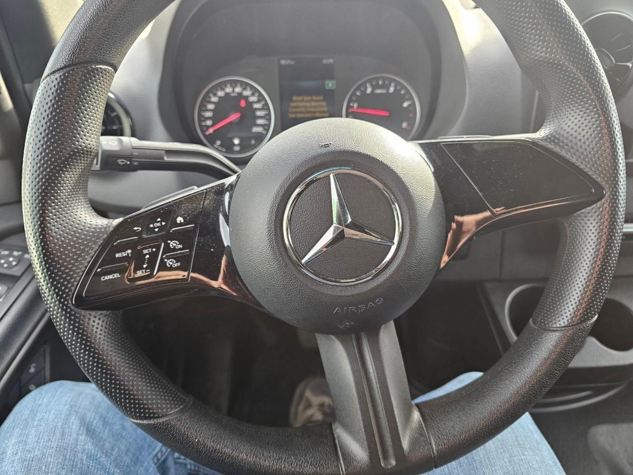 2025 Mercedes-Benz Sprinter 2500 High Roof 4-Cyl Diesel Sprinter 2500 Cargo Van 170 in. WB Rear-Wheel Drive Photo
