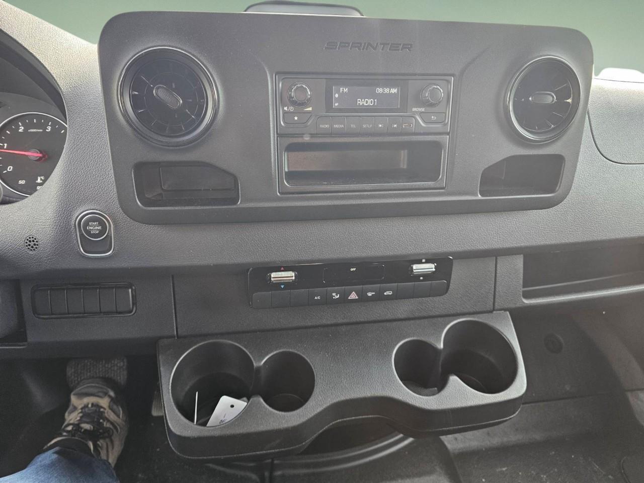 2025 Mercedes-Benz Sprinter 2500 High Roof 4-Cyl Diesel Sprinter 2500 Cargo Van 170 in. WB Rear-Wheel Drive Photo
