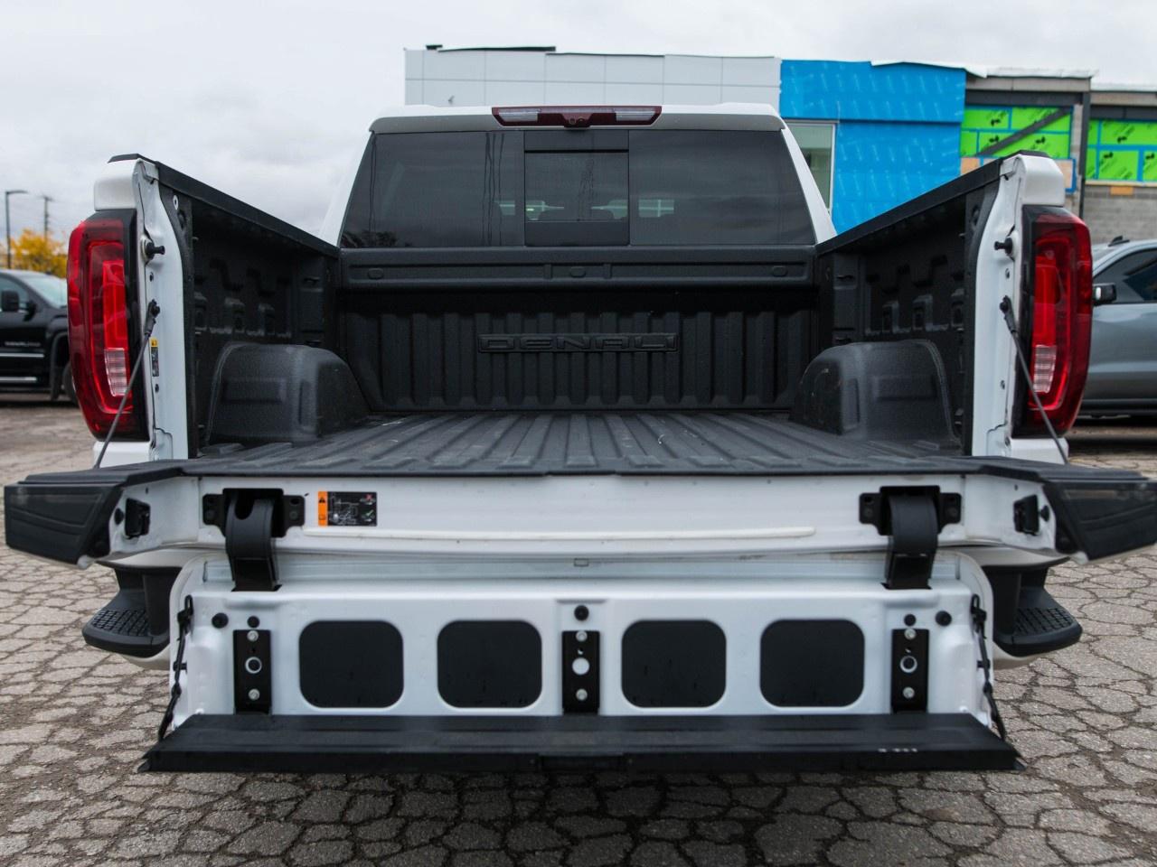 2021 GMC Sierra 1500 Crew Cab Short Box 4-Wheel Drive Denali Photo