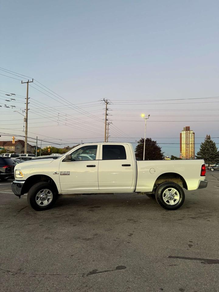 2018 RAM 2500 ST 4x4 Crew Cab 6'4 Box Photo