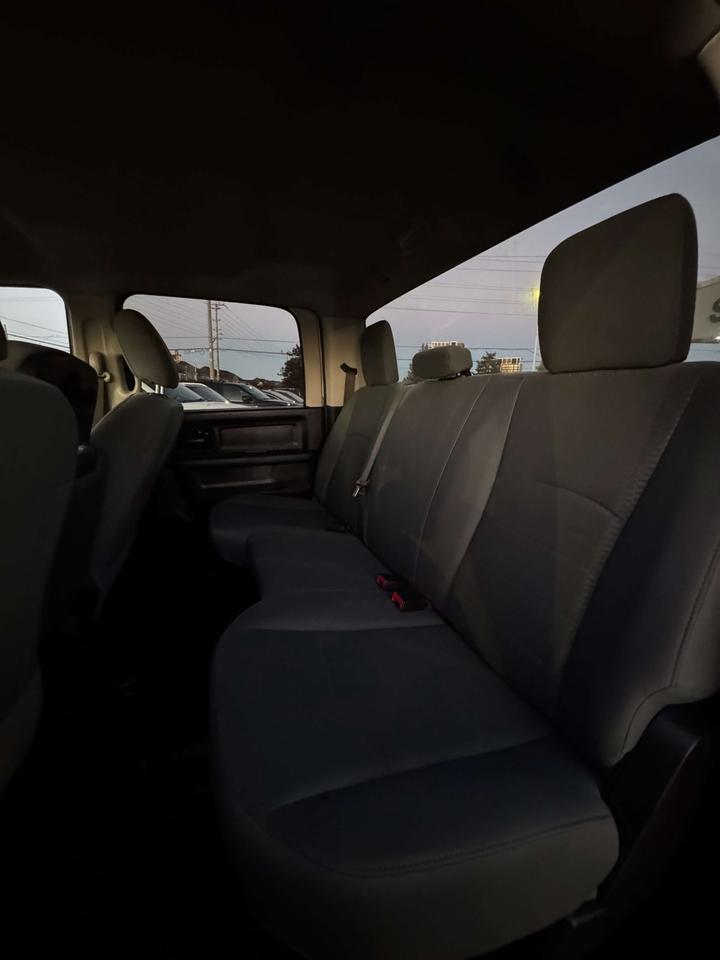 2018 RAM 2500 ST 4x4 Crew Cab 6'4 Box Photo