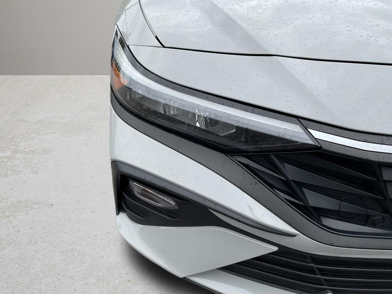 2025 Hyundai Elantra  Photo