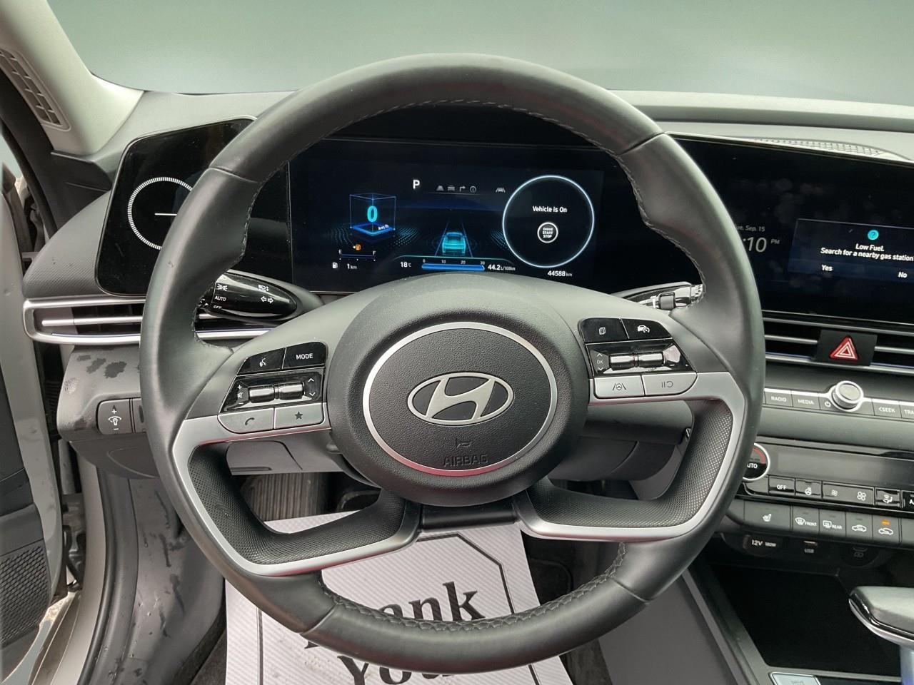 2025 Hyundai Elantra  Photo