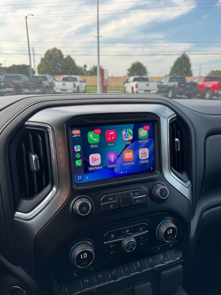 2020 Chevrolet Silverado 1500 4WD Crew Cab 157 RST 6'6 Box Photo
