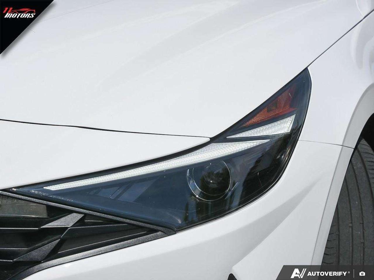 2022 Hyundai Elantra Preferred DCT   HYBRID   LOADED Photo