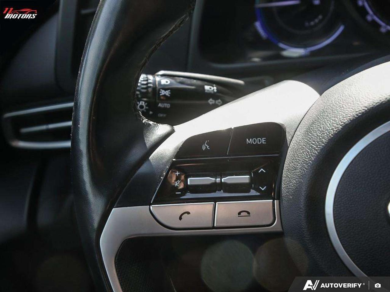 2022 Hyundai Elantra Preferred DCT   HYBRID   LOADED Photo