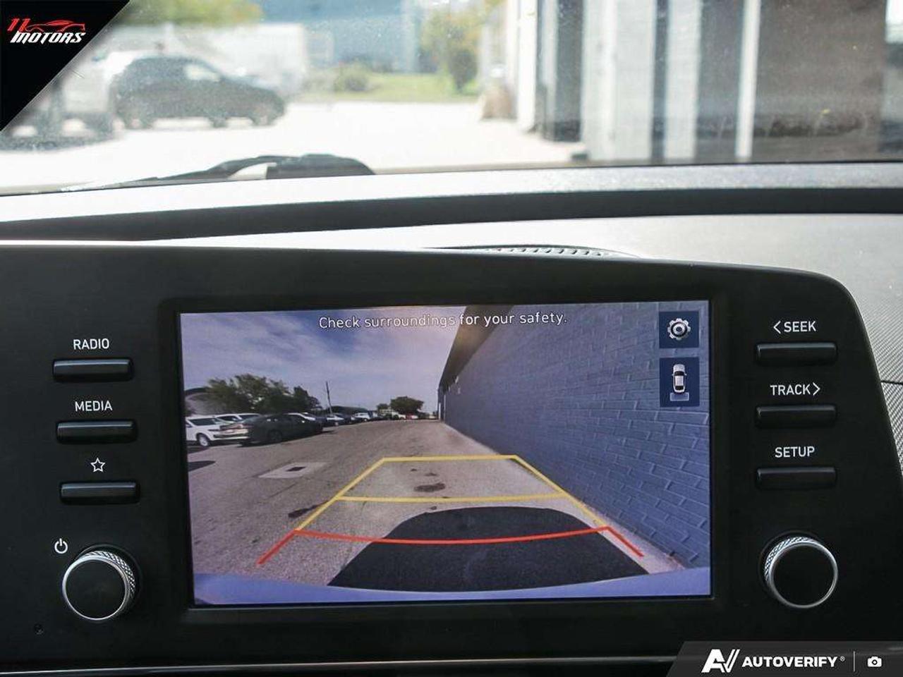 2022 Hyundai Elantra Preferred DCT   HYBRID   LOADED Photo