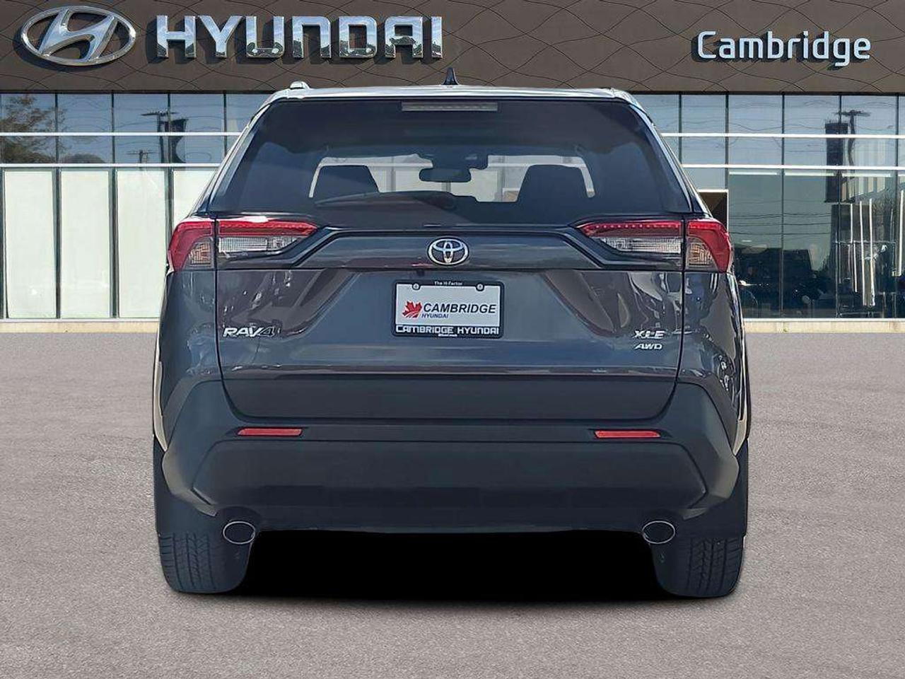 2022 Toyota RAV4 XLE Premium   LEATHER MEM.SEATS S.ROOF 7.1L/100KM Photo