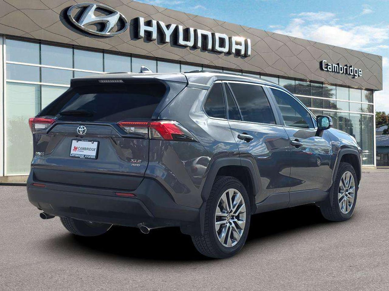 2022 Toyota RAV4 XLE Premium   LEATHER MEM.SEATS S.ROOF 7.1L/100KM Photo