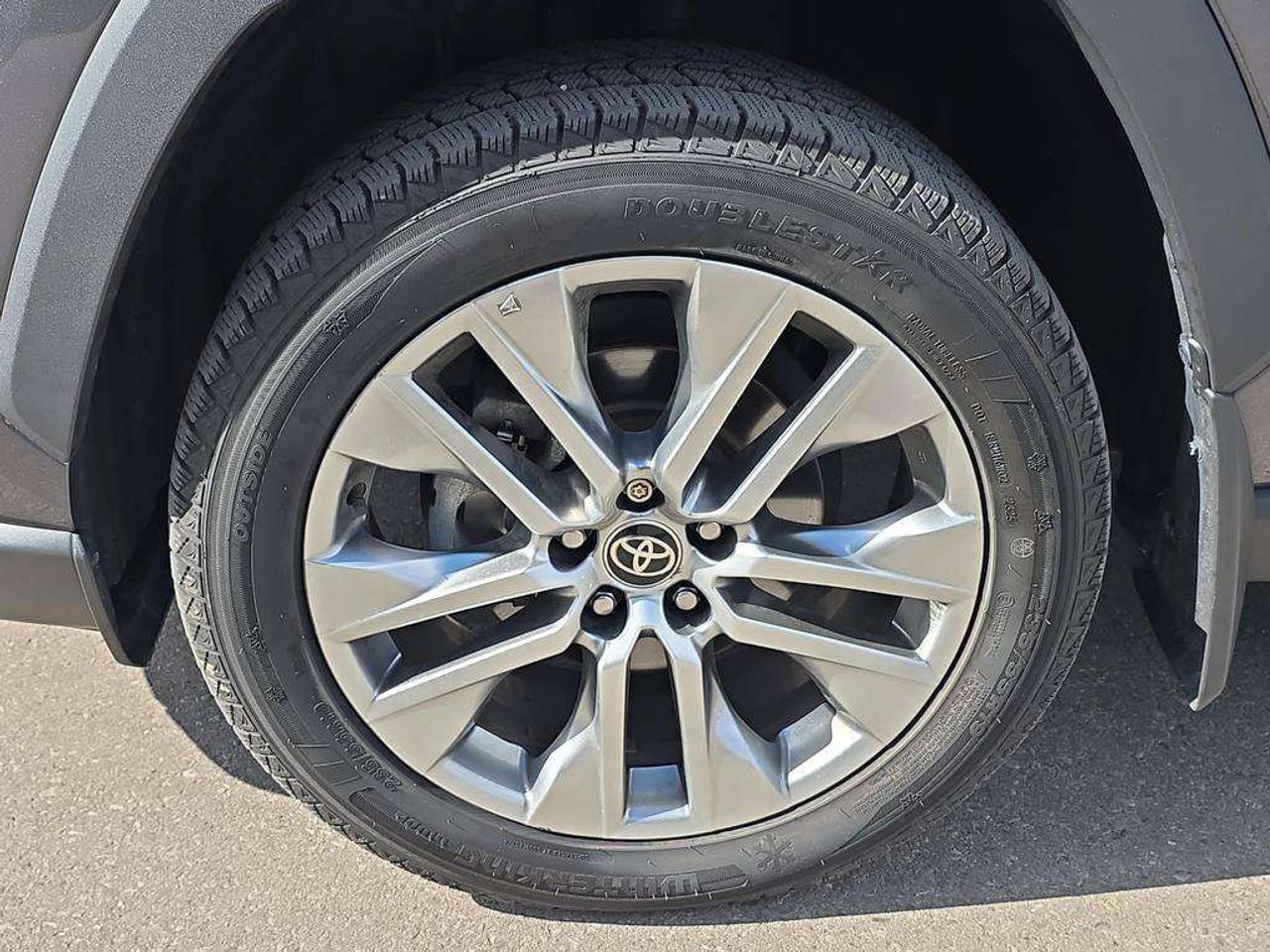 2022 Toyota RAV4 XLE Premium   LEATHER MEM.SEATS S.ROOF 7.1L/100KM Photo