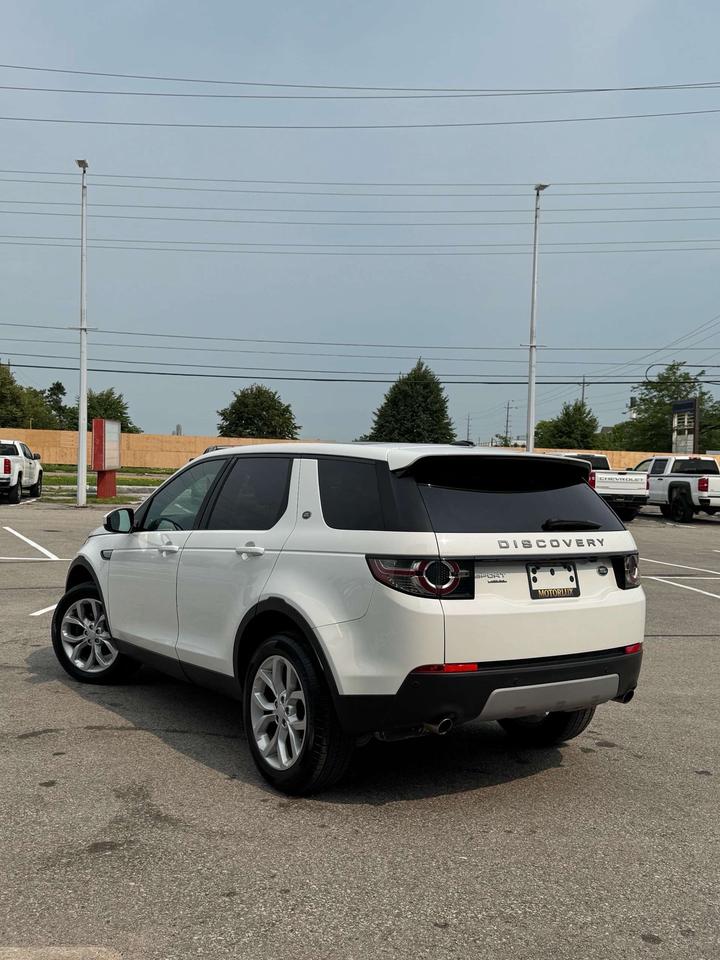 2016 Land Rover Discovery Sport 4WD 4dr HSE Photo