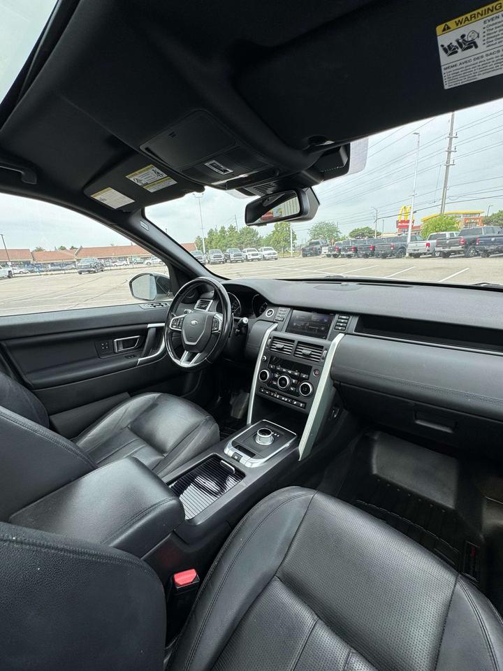 2016 Land Rover Discovery Sport 4WD 4dr HSE Photo