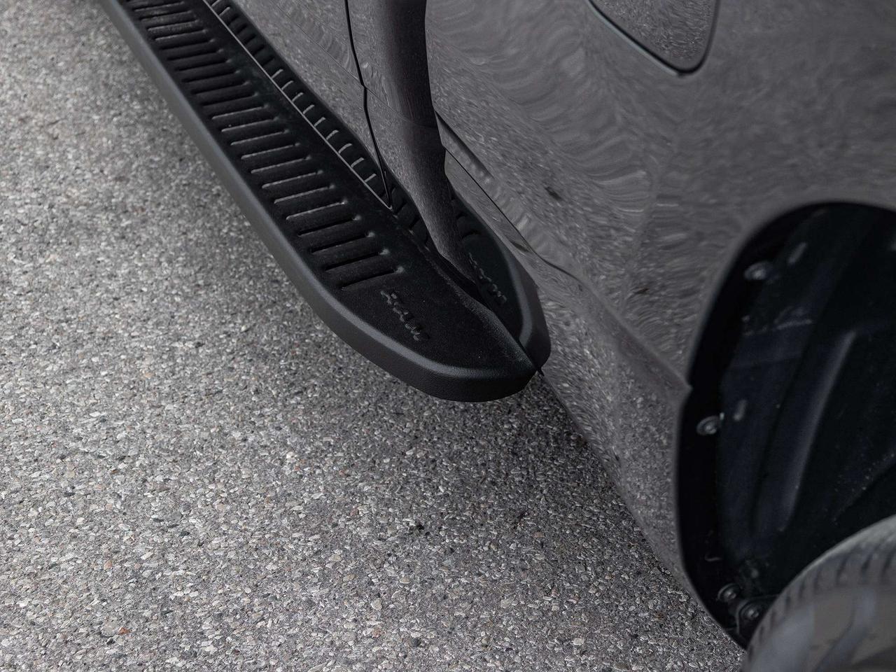 2023 RAM 1500 SPORT Photo4