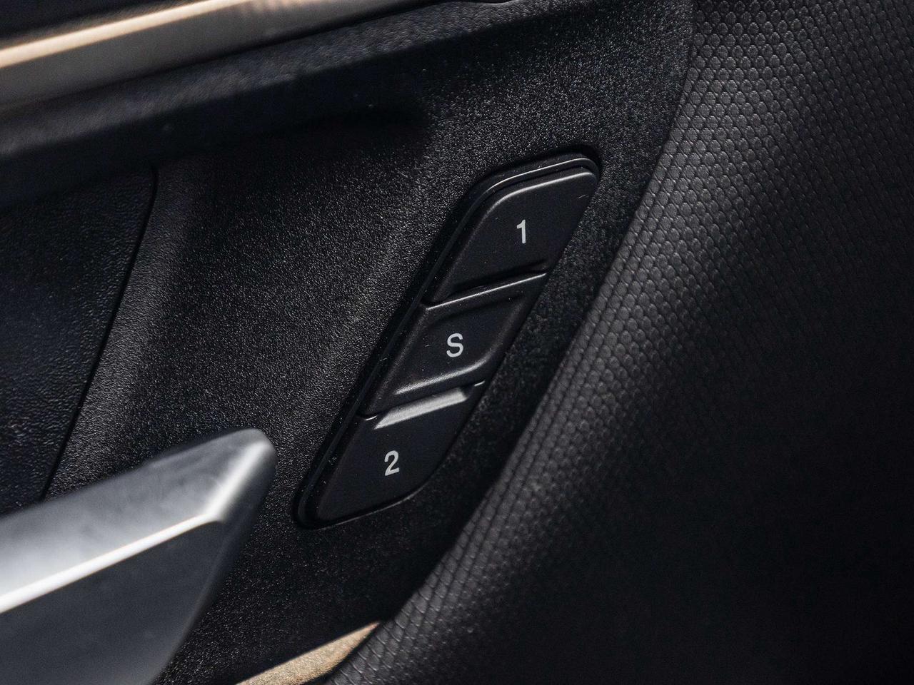 2023 RAM 1500 SPORT Photo