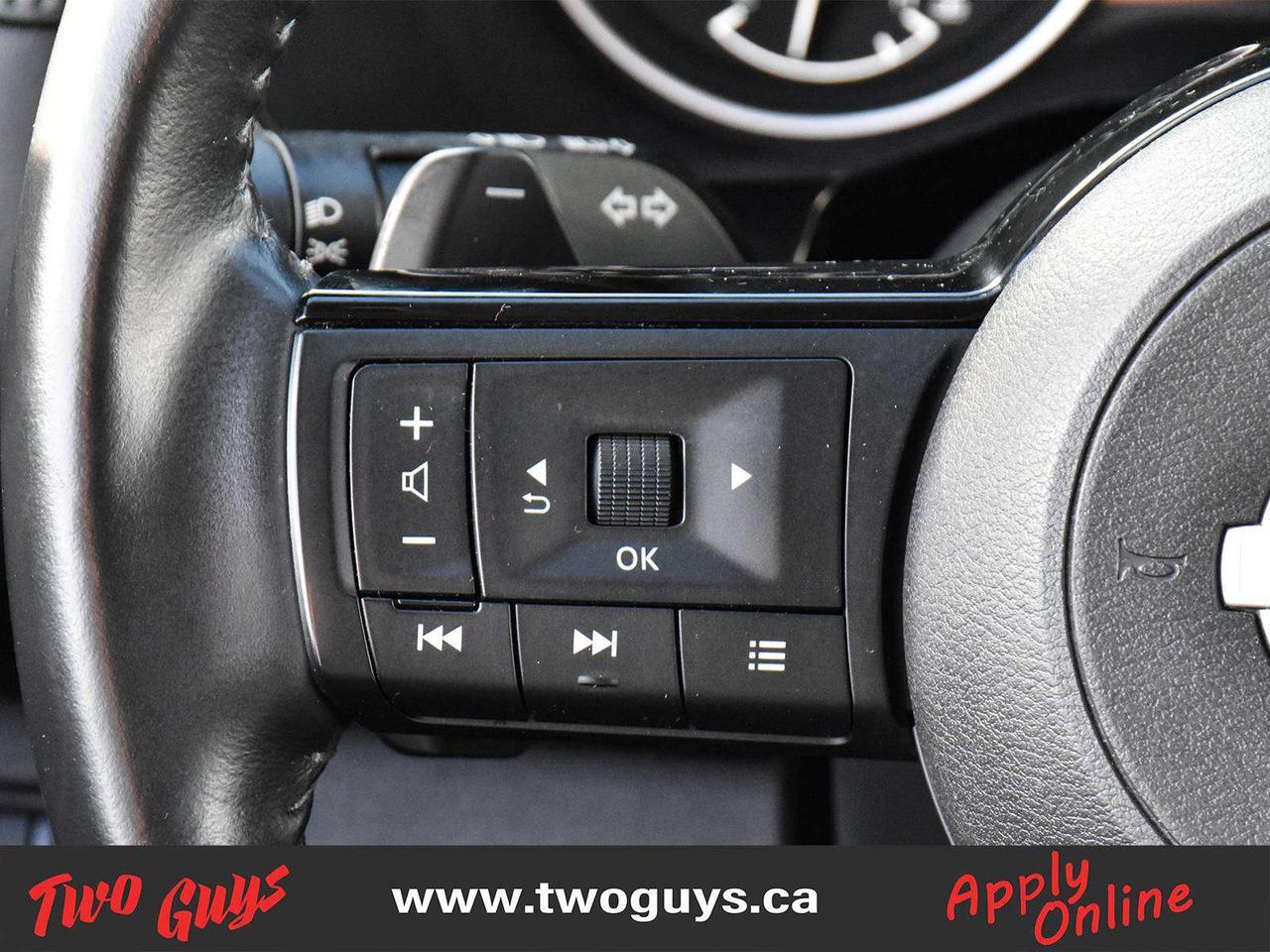 2023 Nissan Pathfinder SL Premium Pkg   4WD   Leather   Panoroof   Nav Photo