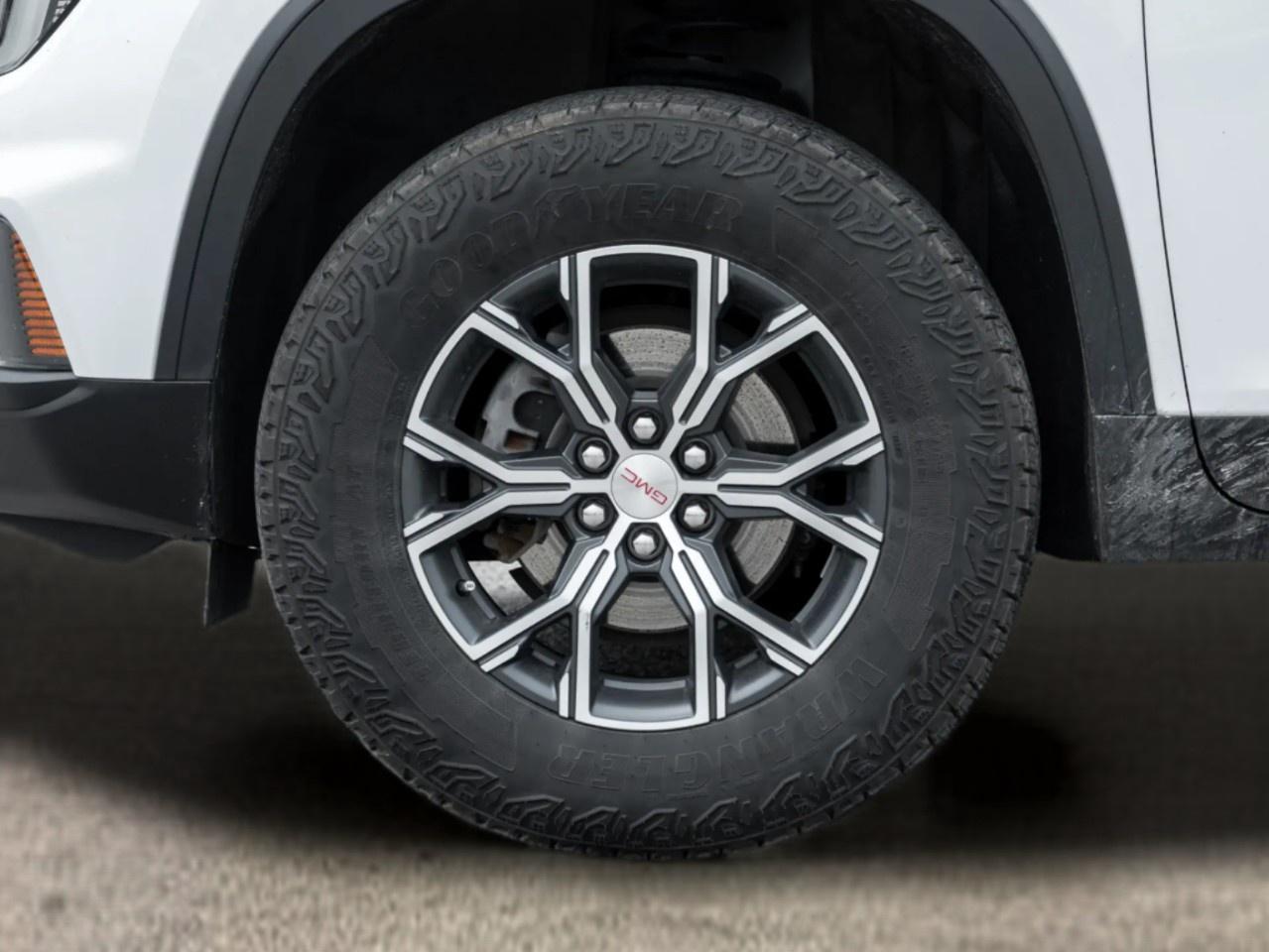 2024 GMC Acadia AWD AT4 Photo