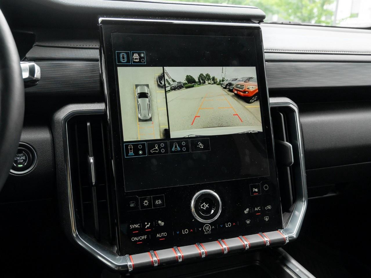 2024 GMC Acadia AWD AT4 Photo