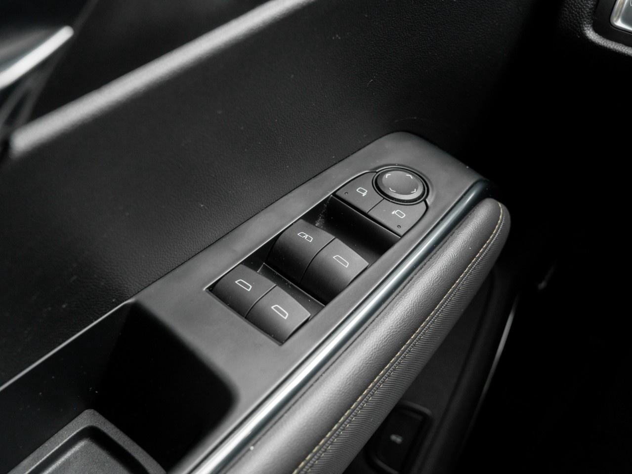 2024 GMC Acadia AWD AT4 Photo