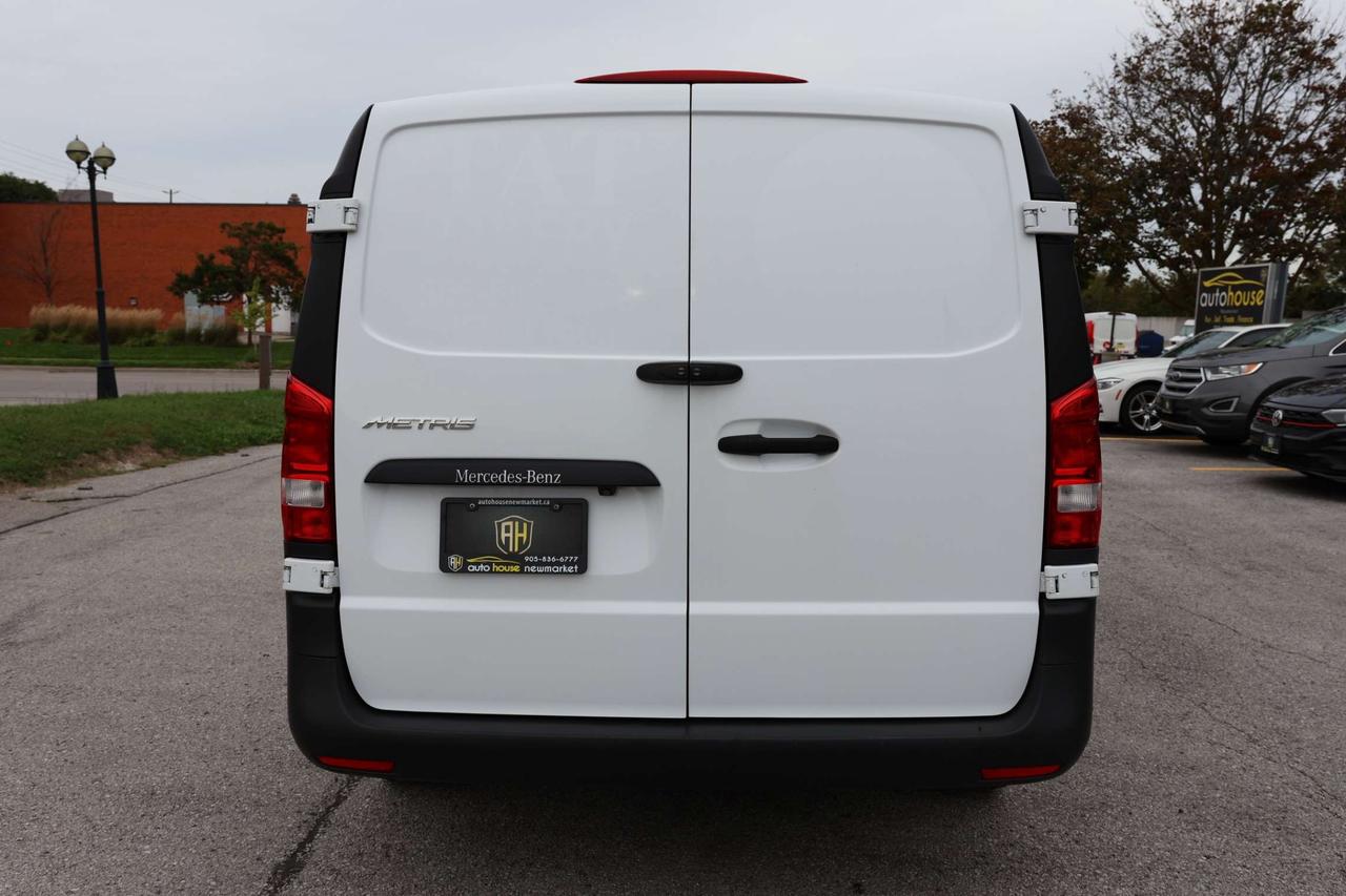 2021 Mercedes-Benz Metris Passenger Van 2021 Mercedes-Benz Metris CARGO VAN/B CAM/CRUISE CONTROL/CARPLAY/BLUETOOOTH/P WINDOWS & MIRRORS/AUTO HEADLIGHTS Photo