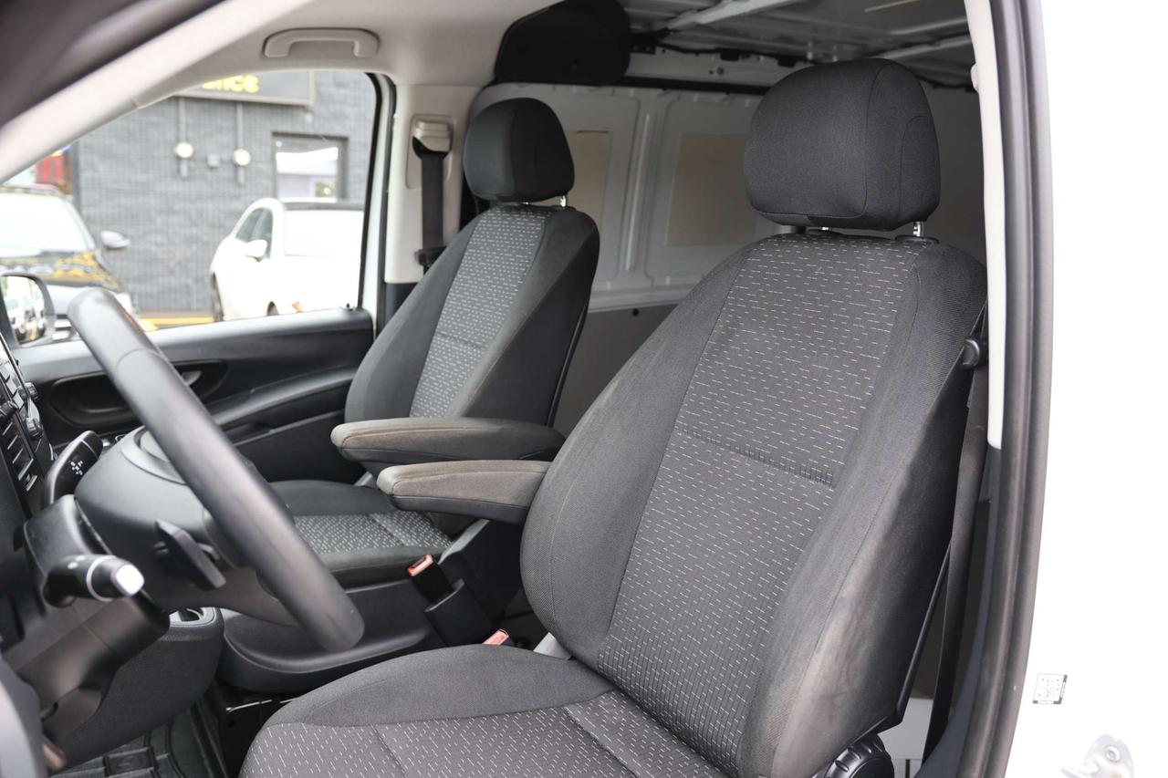 2021 Mercedes-Benz Metris Passenger Van 2021 Mercedes-Benz Metris CARGO VAN/B CAM/CRUISE CONTROL/CARPLAY/BLUETOOOTH/P WINDOWS & MIRRORS/AUTO HEADLIGHTS Photo