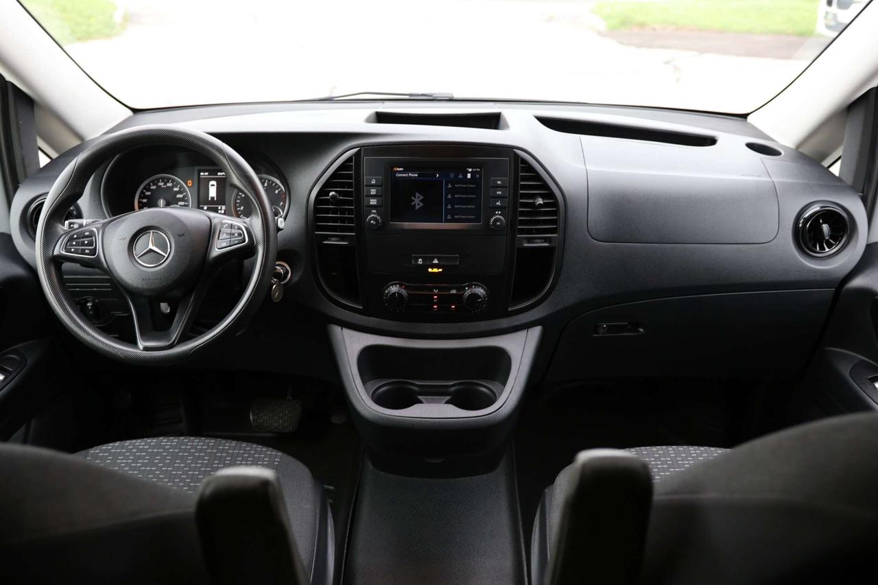 2021 Mercedes-Benz Metris Passenger Van 2021 Mercedes-Benz Metris CARGO VAN/B CAM/CRUISE CONTROL/CARPLAY/BLUETOOOTH/P WINDOWS & MIRRORS/AUTO HEADLIGHTS Photo