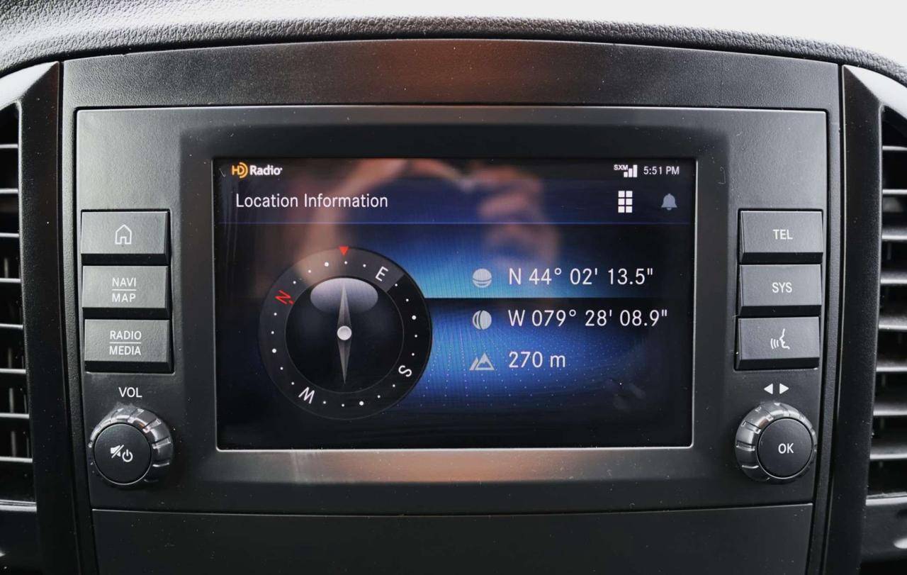 2021 Mercedes-Benz Metris Passenger Van 2021 Mercedes-Benz Metris CARGO VAN/B CAM/CRUISE CONTROL/CARPLAY/BLUETOOOTH/P WINDOWS & MIRRORS/AUTO HEADLIGHTS Photo