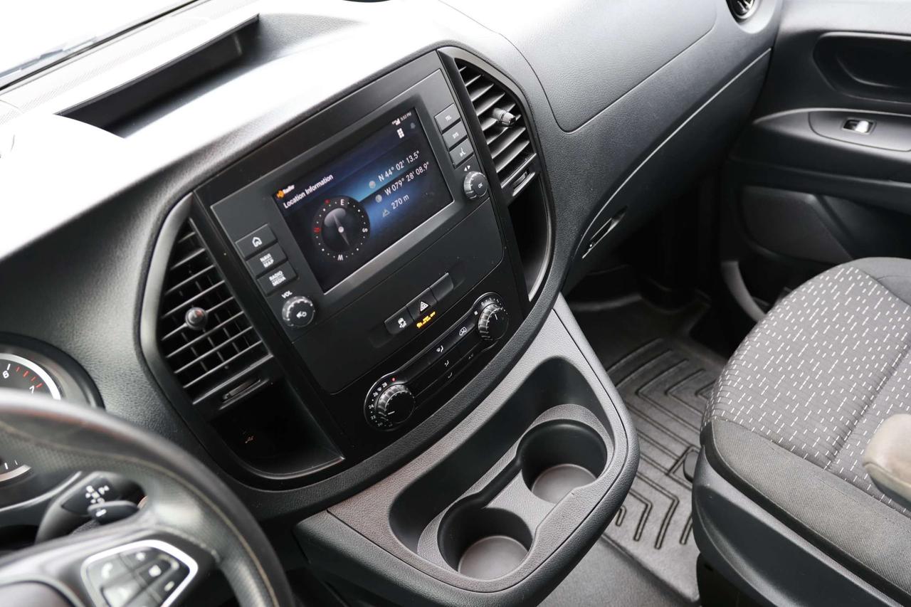 2021 Mercedes-Benz Metris Passenger Van 2021 Mercedes-Benz Metris CARGO VAN/B CAM/CRUISE CONTROL/CARPLAY/BLUETOOOTH/P WINDOWS & MIRRORS/AUTO HEADLIGHTS Photo