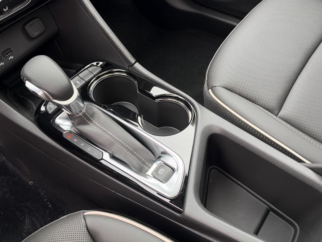 2026 Buick Encore GX Sport Touring AWD Photo