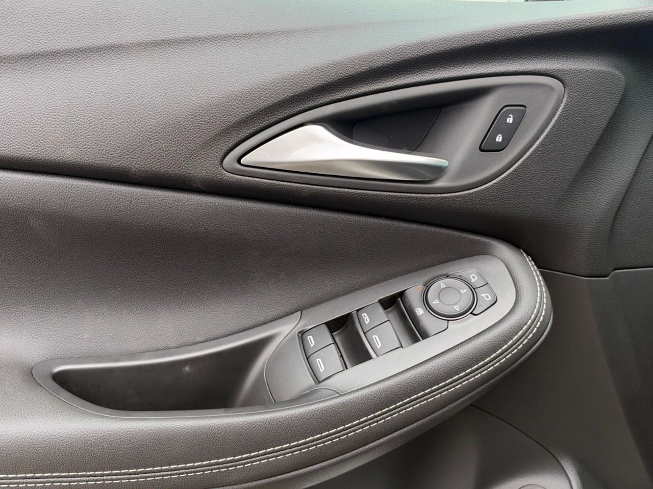 2026 Buick Encore GX Sport Touring AWD Photo