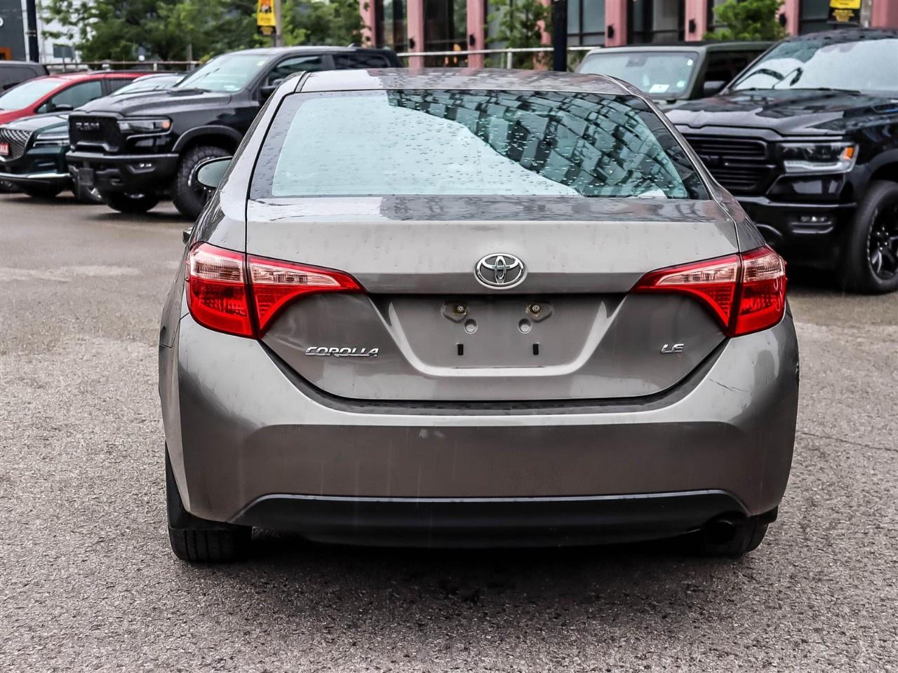 2017 Toyota Corolla  Photo3