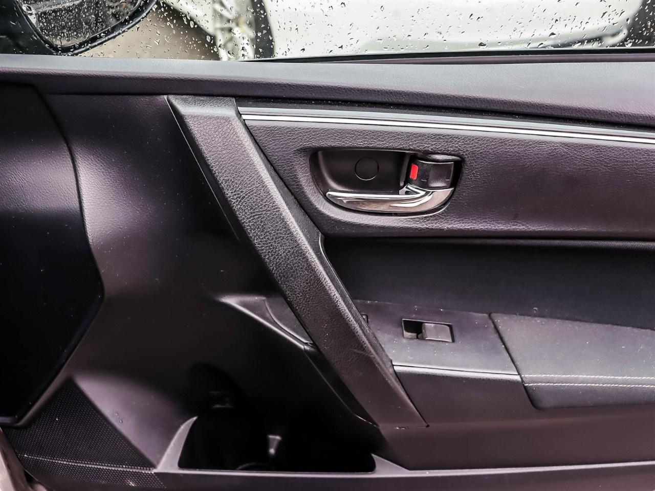 2017 Toyota Corolla  Photo