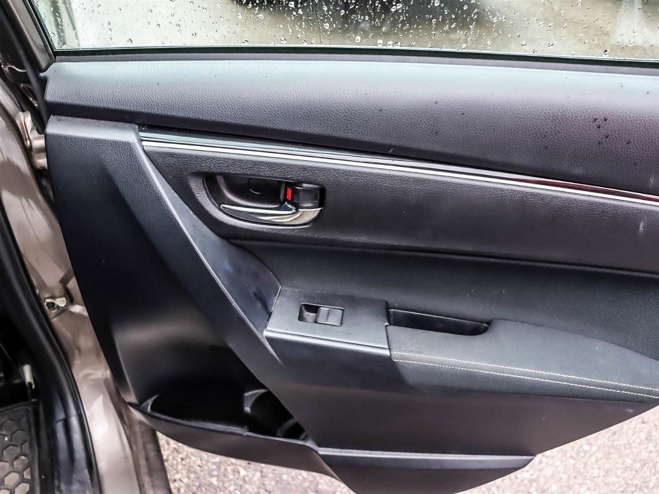 2017 Toyota Corolla  Photo
