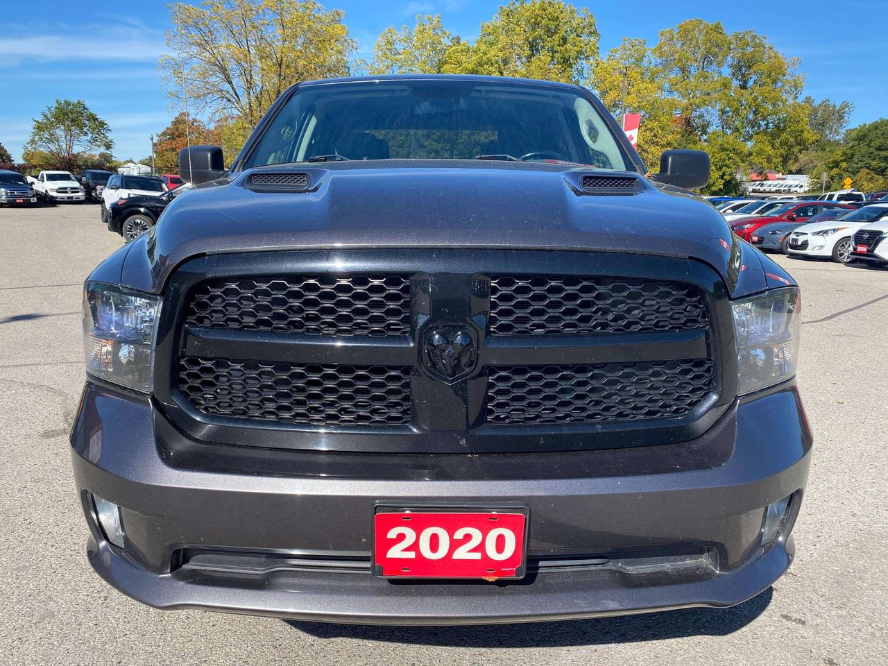 2020 RAM 1500 EXPRESS, 4X4, CLEAN CARFAX,REMOTE START, 5.7L! Photo2