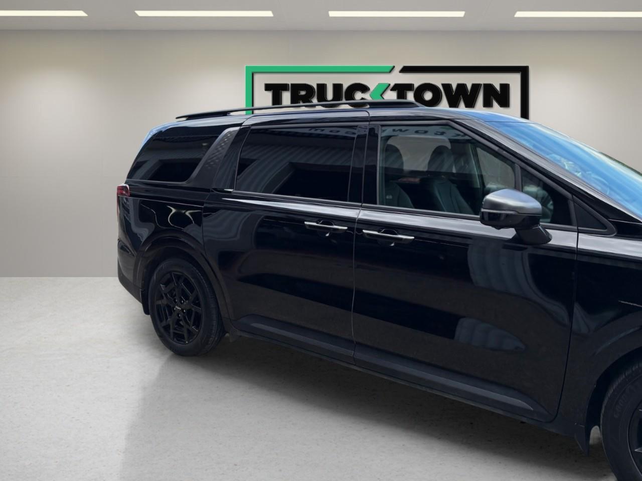2025 Kia Carnival  Photo