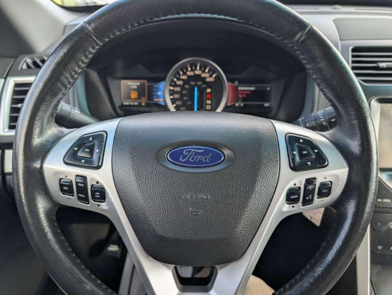 2015 Ford Explorer XLT 4x4   LEATHER   CAMERA   HTD SEATS Photo