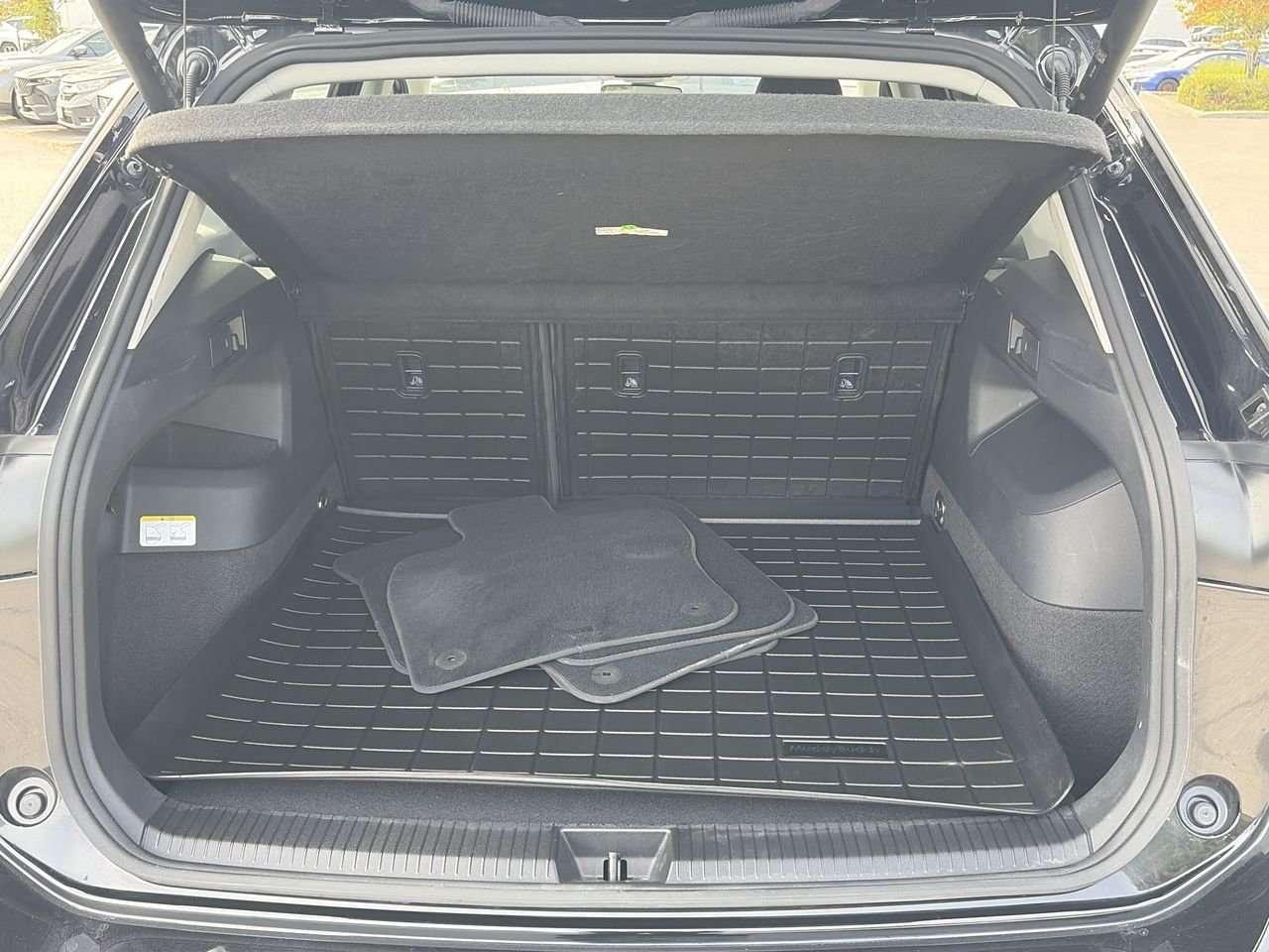 2025 Volkswagen Tiguan Comfortline 4MOTION Remote Starter  Alloy Wheels  Rear Parking Aid  Apple/Android CarPlay Photo