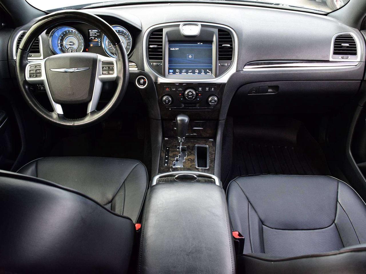 2013 Chrysler 300 C ~HEMI ~Nav ~Heated/Cooled Leather ~Pano Roof Photo