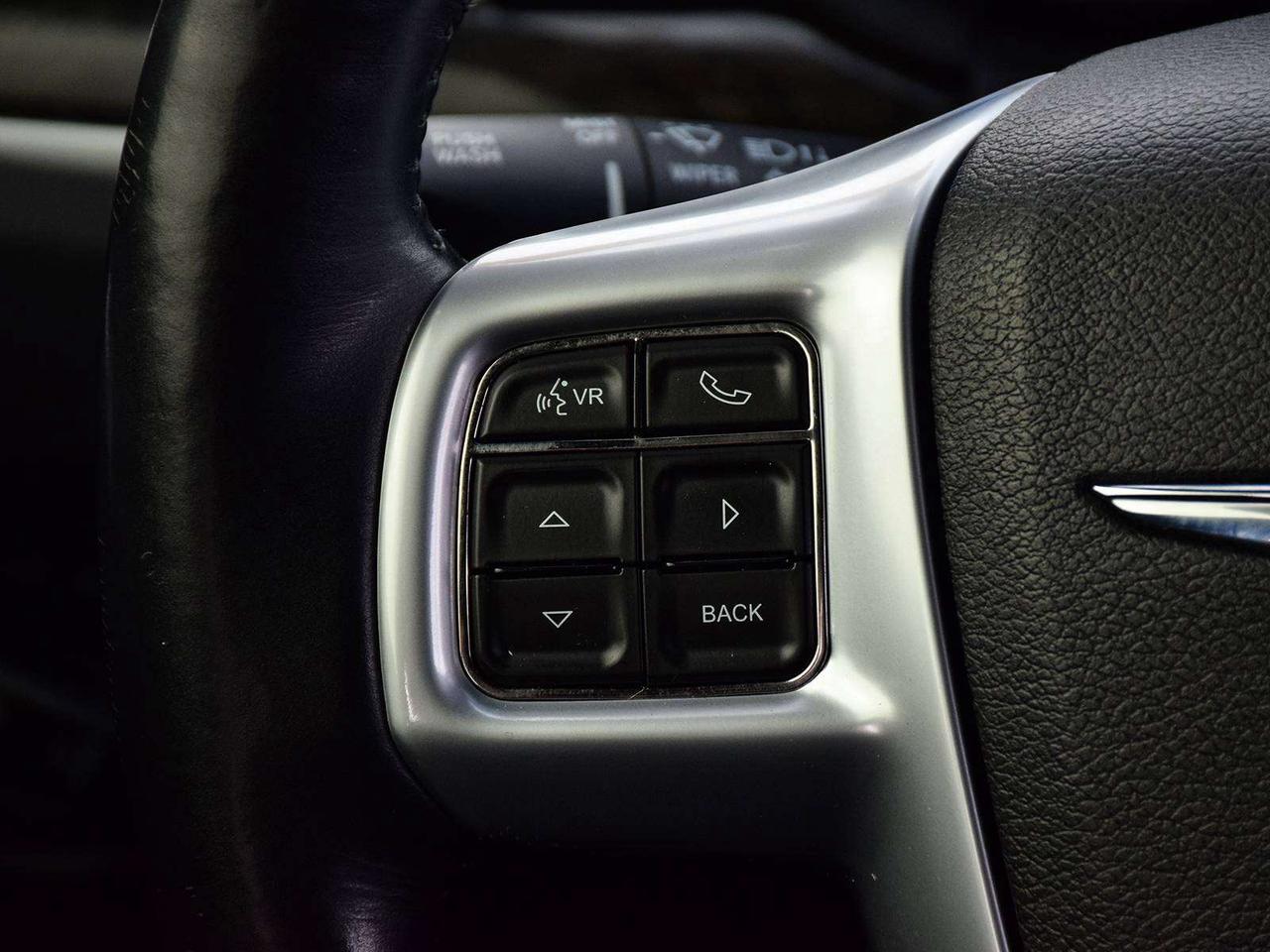 2013 Chrysler 300 C ~HEMI ~Nav ~Heated/Cooled Leather ~Pano Roof Photo