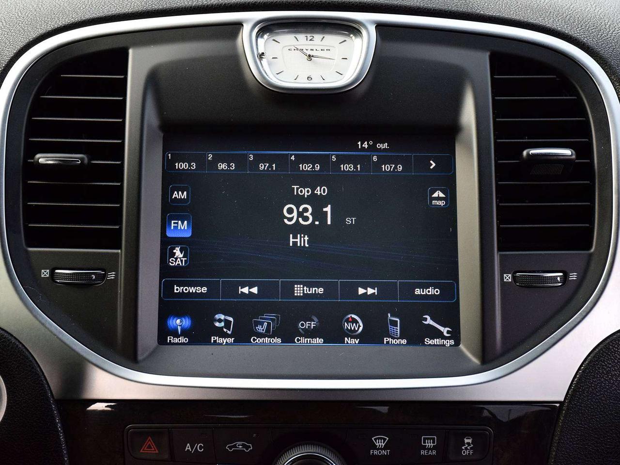 2013 Chrysler 300 C ~HEMI ~Nav ~Heated/Cooled Leather ~Pano Roof Photo
