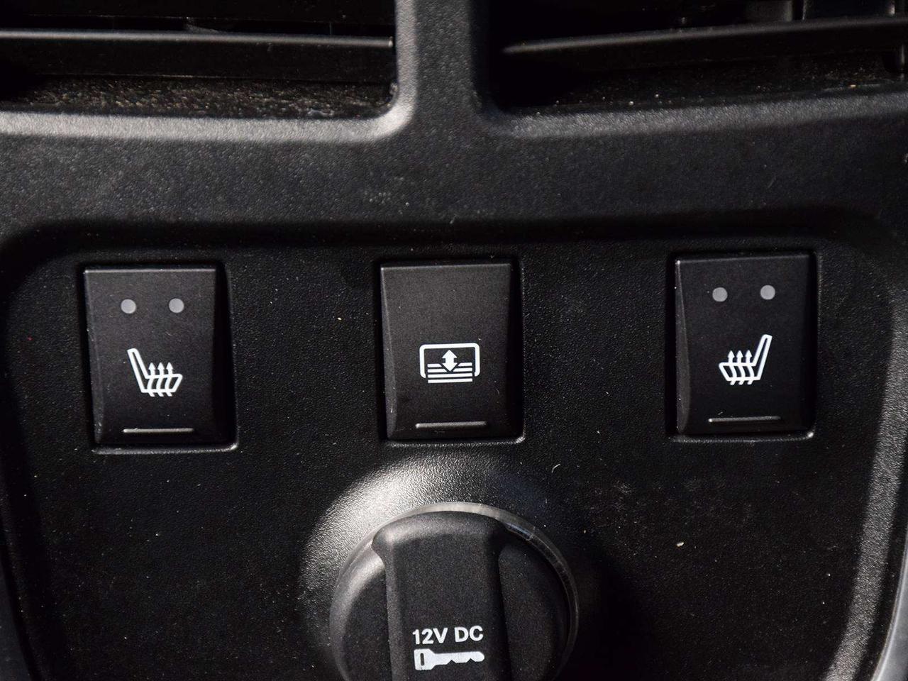 2013 Chrysler 300 C ~HEMI ~Nav ~Heated/Cooled Leather ~Pano Roof Photo